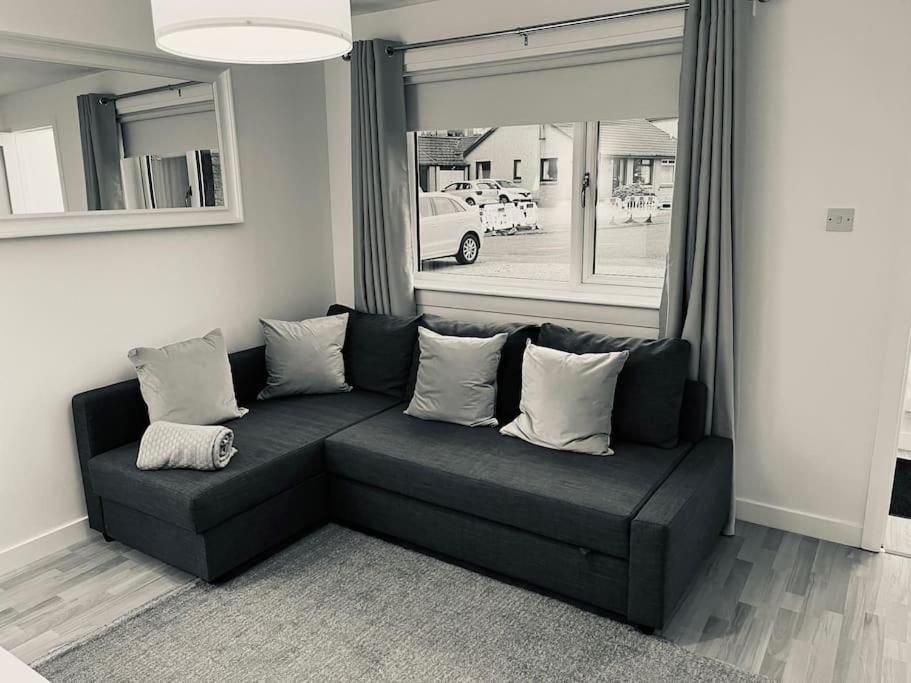 Glenbervie - Beautifully Refurbished, Self-Contained Apartment Данфермлин Экстерьер фото
